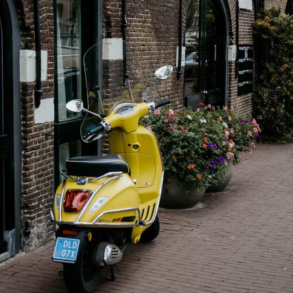 scooterverzekering-moneytalk-vergelijken-besparen